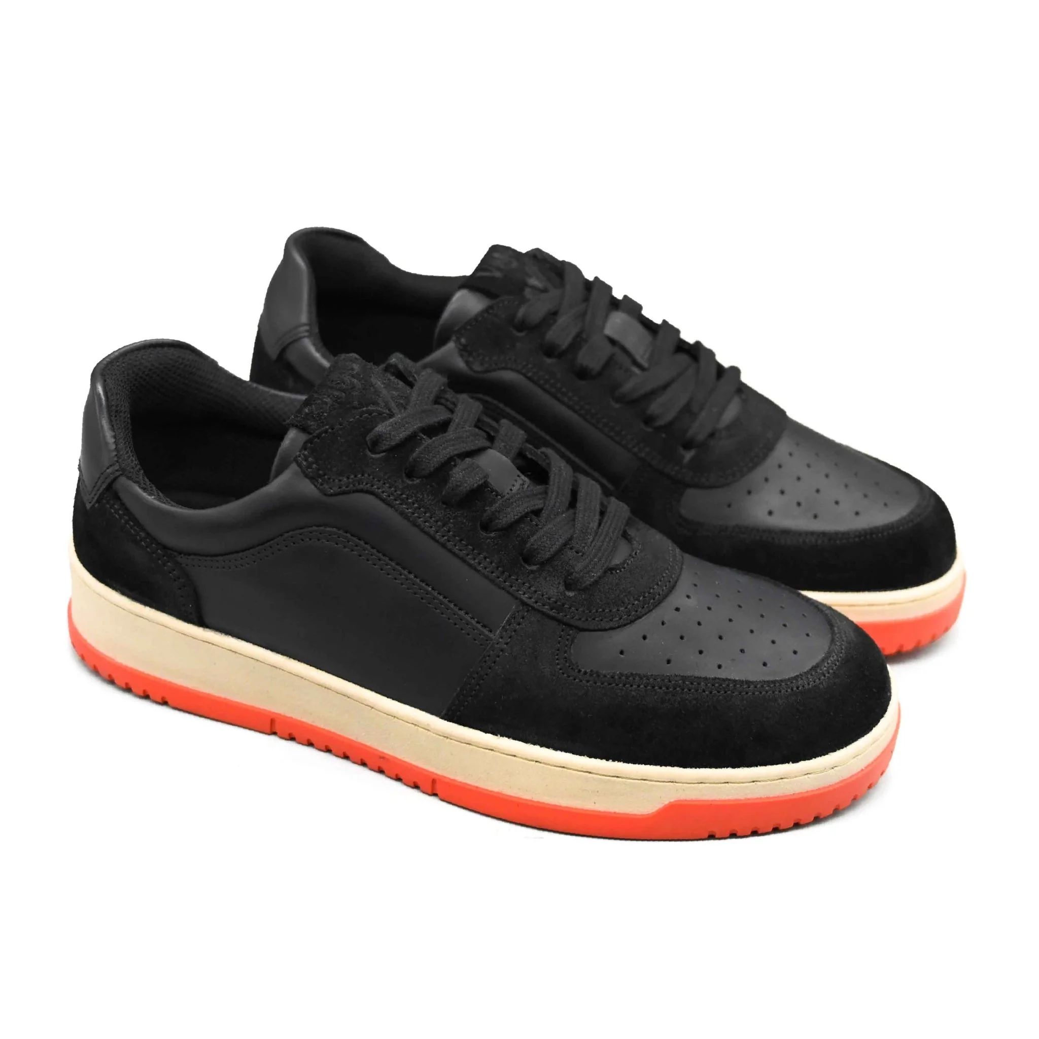Vigo Oliver Men’s Sneakers - Black - Image 3